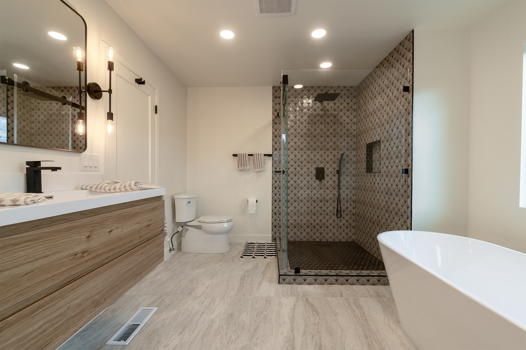Forge Legacy Design & Build Dalls Fort Worth - Estate Renovation on Upper Happy Valley Drive - Image 11